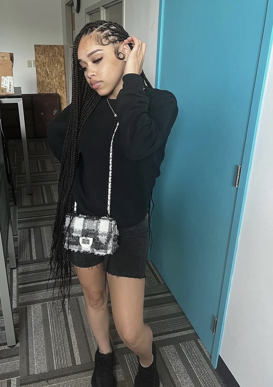 Small Knotless Braids — Butt Length